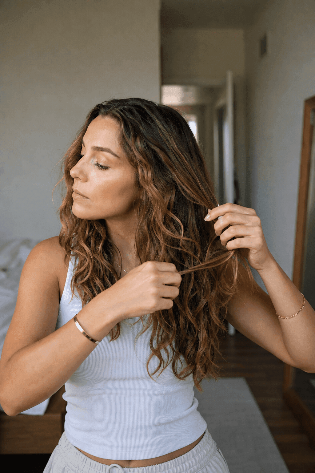 How to Style Wavy Hair Without Product?